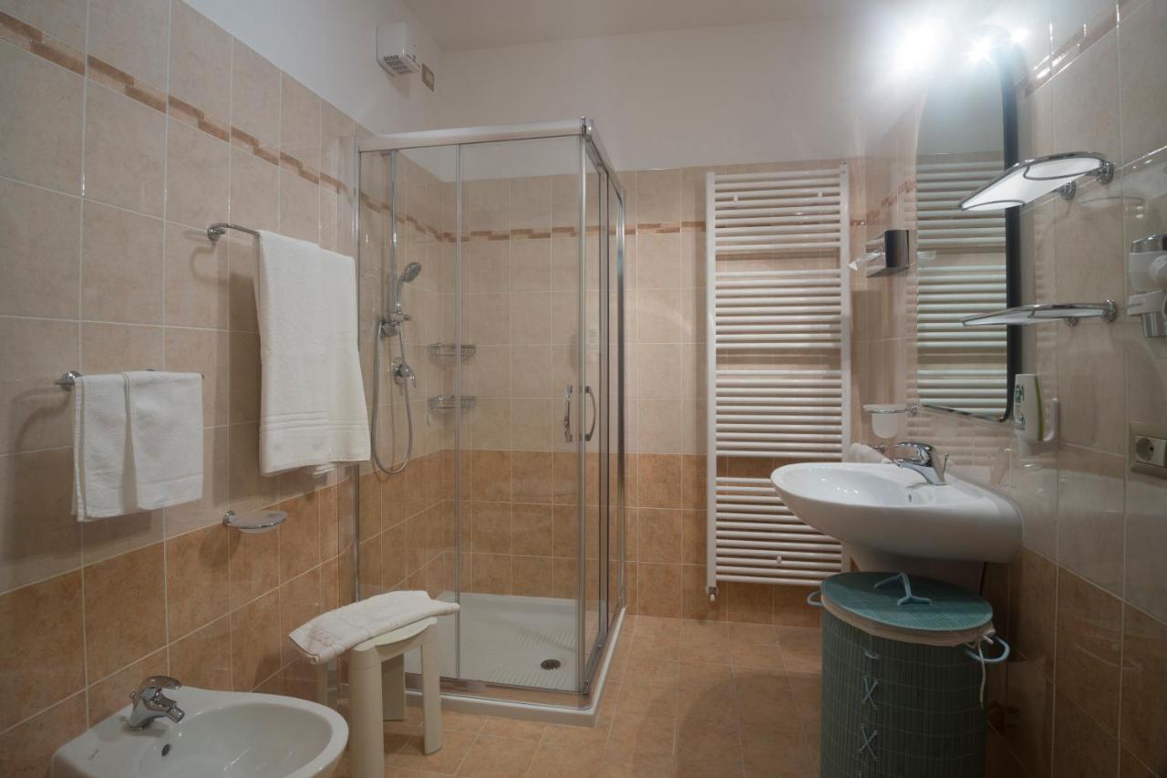Apartments "Villa Imelda" Limone sul Garda Bagian luar foto