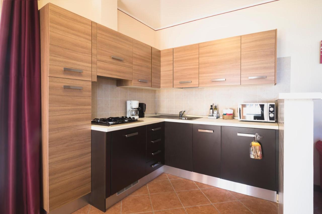 Apartments "Villa Imelda" Limone sul Garda Bagian luar foto